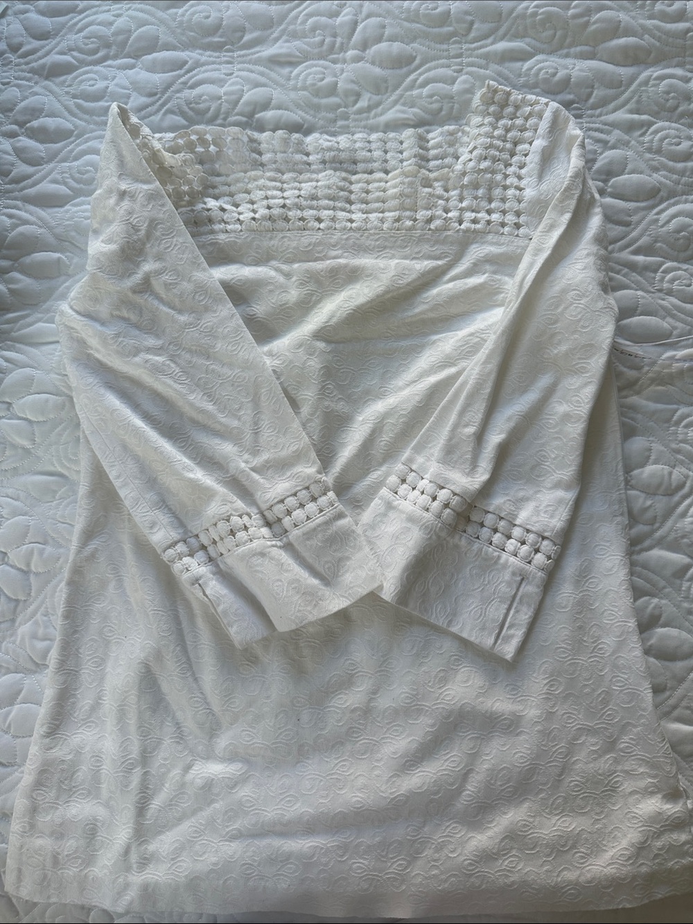 Lilly Pulitzer White Embroidered Crochet-Trim Tunic
